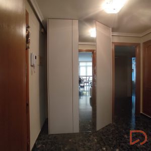 Recibidor a medida con armario